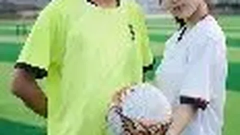 紧急集结！曼联推迟选帅计划，弗莱彻临危受命，誓与曼城激战正酣！